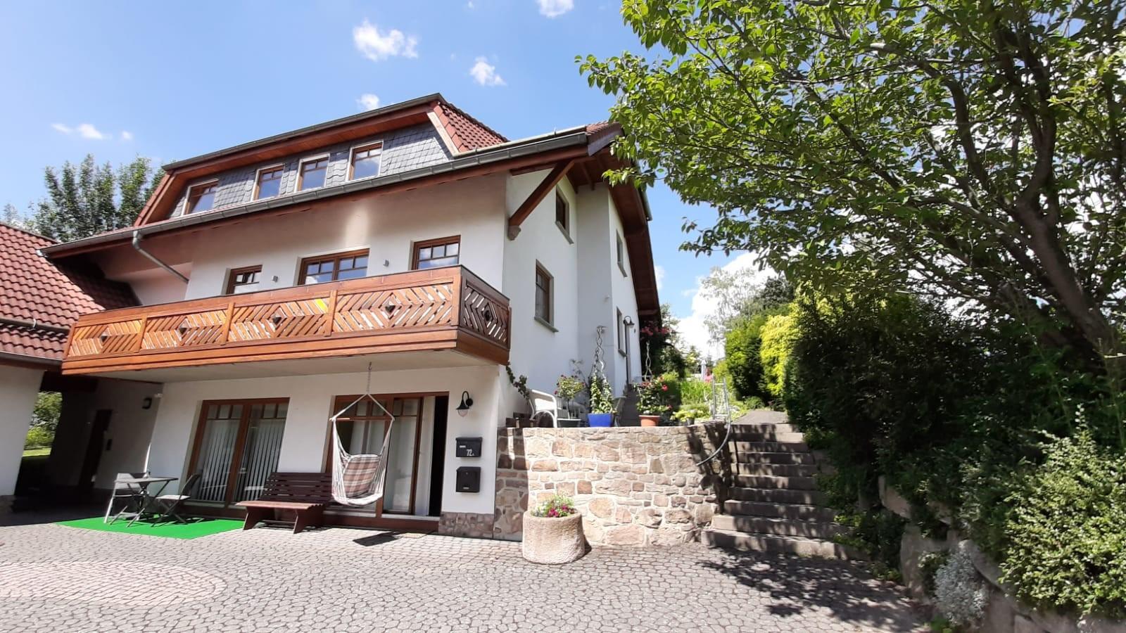 Ganzes Haus/Apartment Ferienwohnung Deussen, Erftstadt